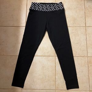 Victoria secret yoga pant - size medium